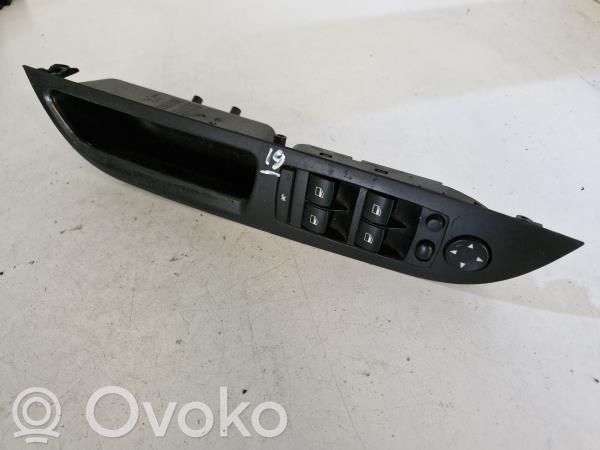 Multifunctional control switch/knob   912211101