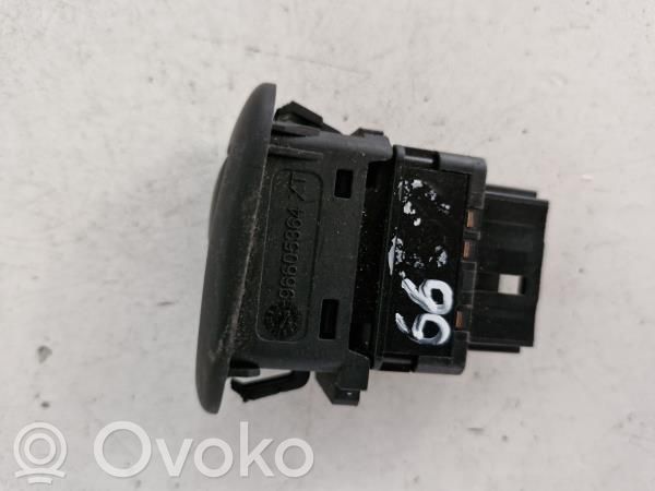 Multifunctional control switch/knob   96605364XT