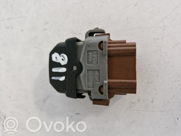 Multifunctional control switch/knob   2808202