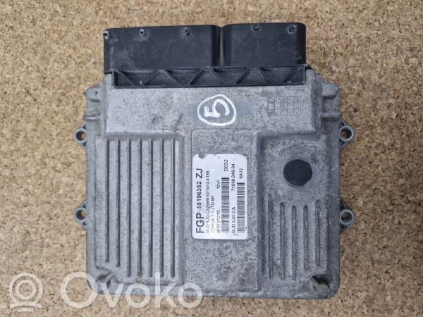 Unidad de control/módulo del motor   55196352,ZJ