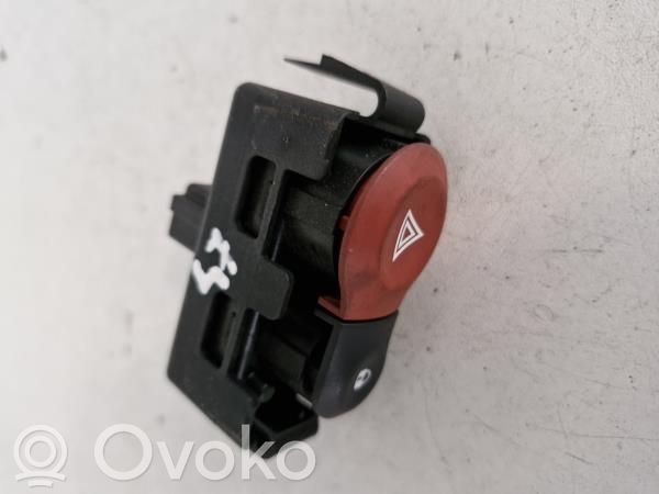 Multifunctional control switch/knob   8200214896A