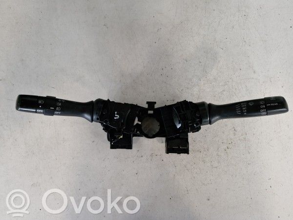 Toyota Yaris Interruttore/pulsante di controllo multifunzione 
