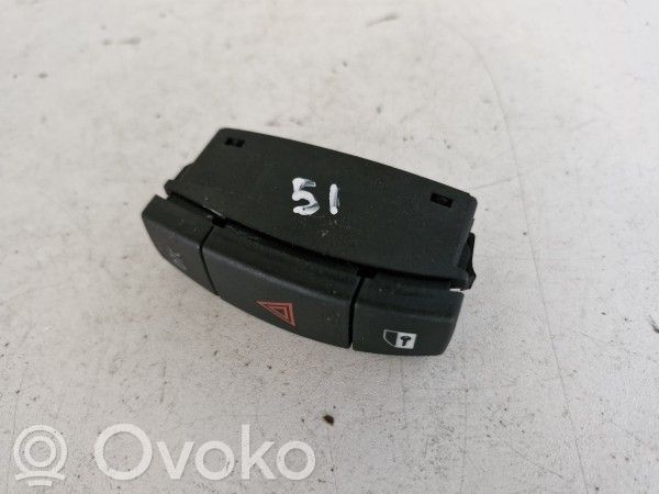 Comutator/buton multifuncțional