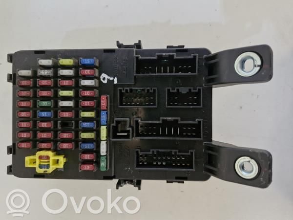 SAM vadības bloks   919501G010