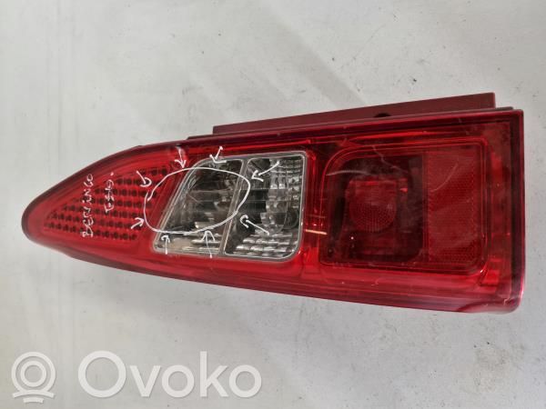 Citroen Berlingo Tailgate rear/tail lights 