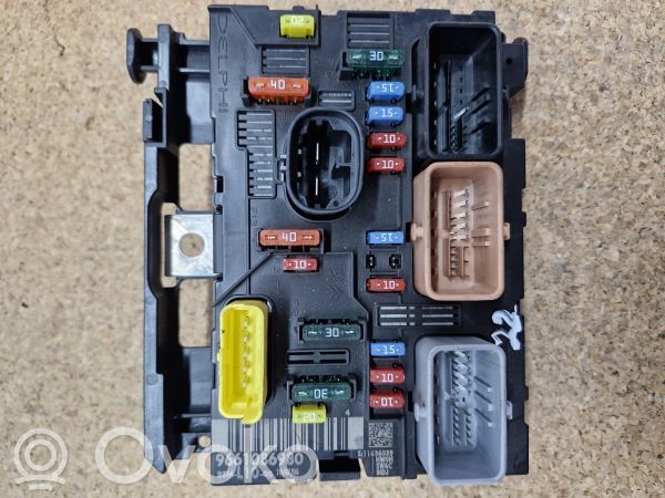 Peugeot 207 SAM control unit 