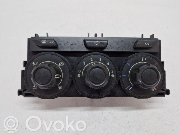 Climate control unit   400018004