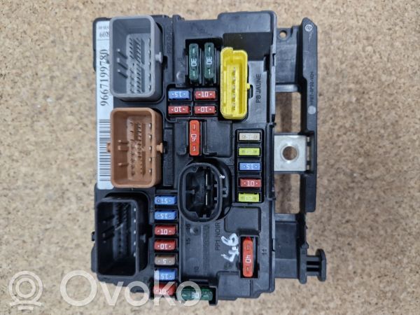 SAM vadības bloks   9667199780,R09