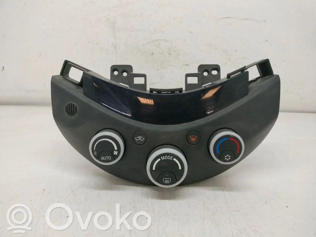 Chevrolet Spark Climate control unit 