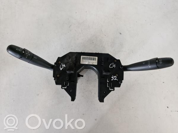 Multifunctional control switch/knob   96621666XT