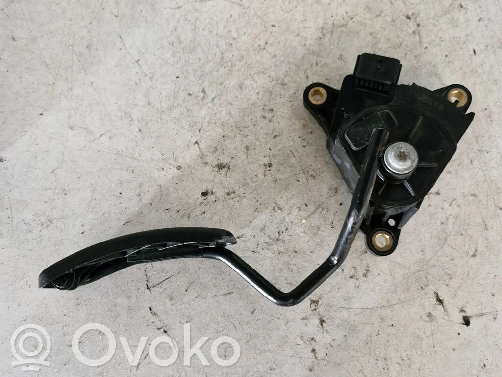 Gaspedal   8200297335