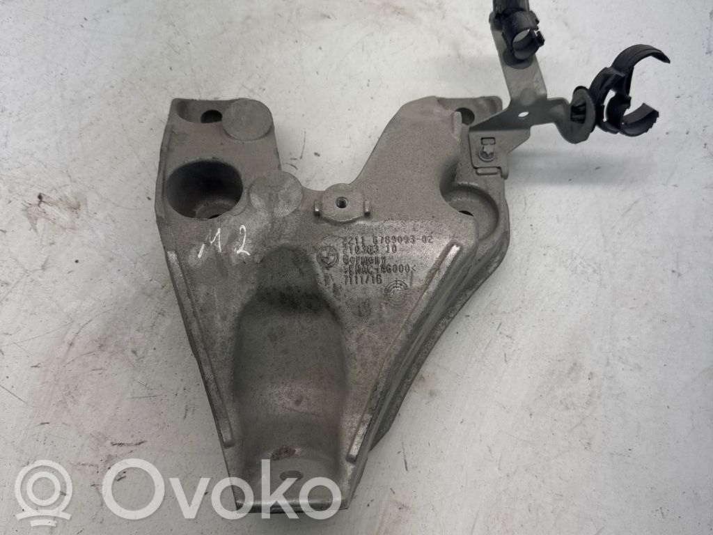 BMW 4 F36 Gran coupe Engine mounting bracket 