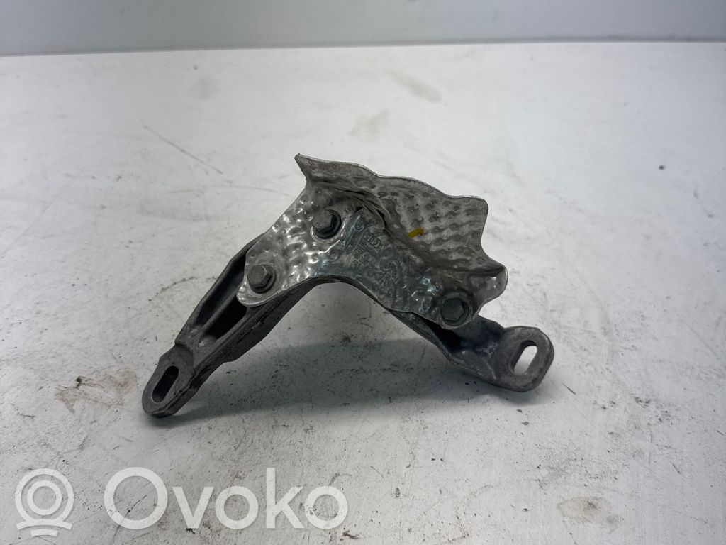 Audi Q8 Gearbox mounting bracket 