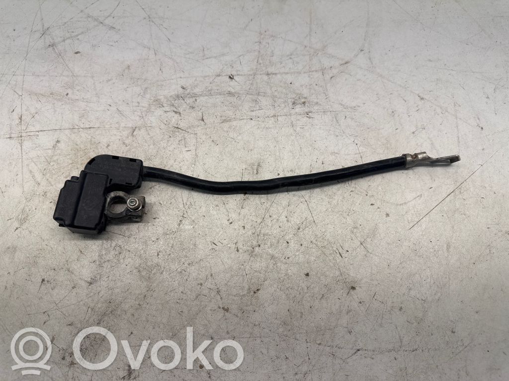 BMW X5 E70 Minusinis laidas (akumuliatoriaus) 