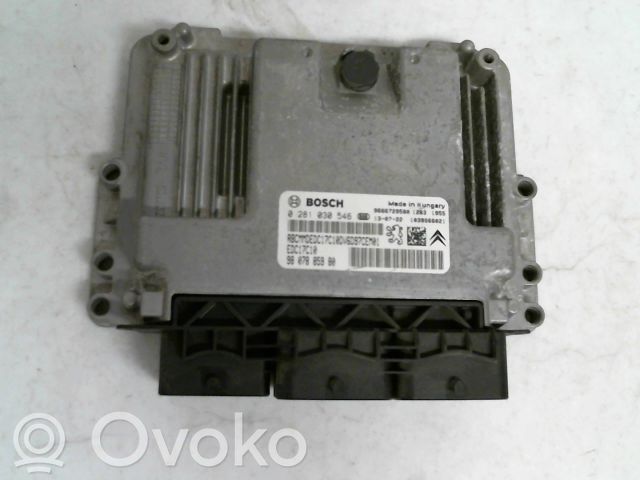 Citroen C3 Picasso Engine control unit/module 