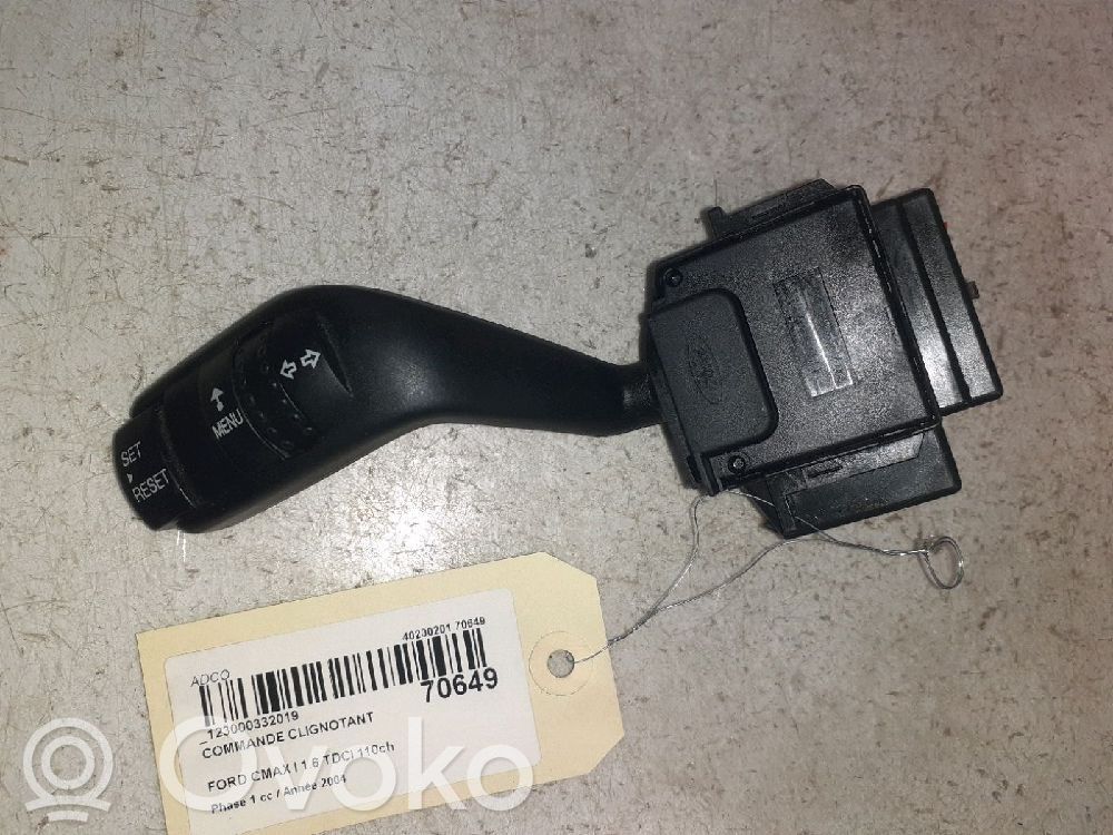 Ford C-MAX I Steering wheel buttons/switches 