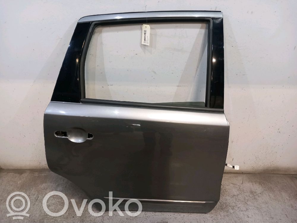 Nissan Note (E11) Galinės durys 