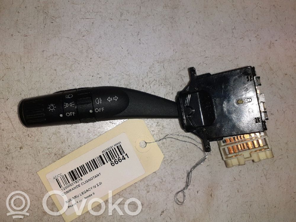 Subaru Legacy Boutons / interrupteurs volant 
