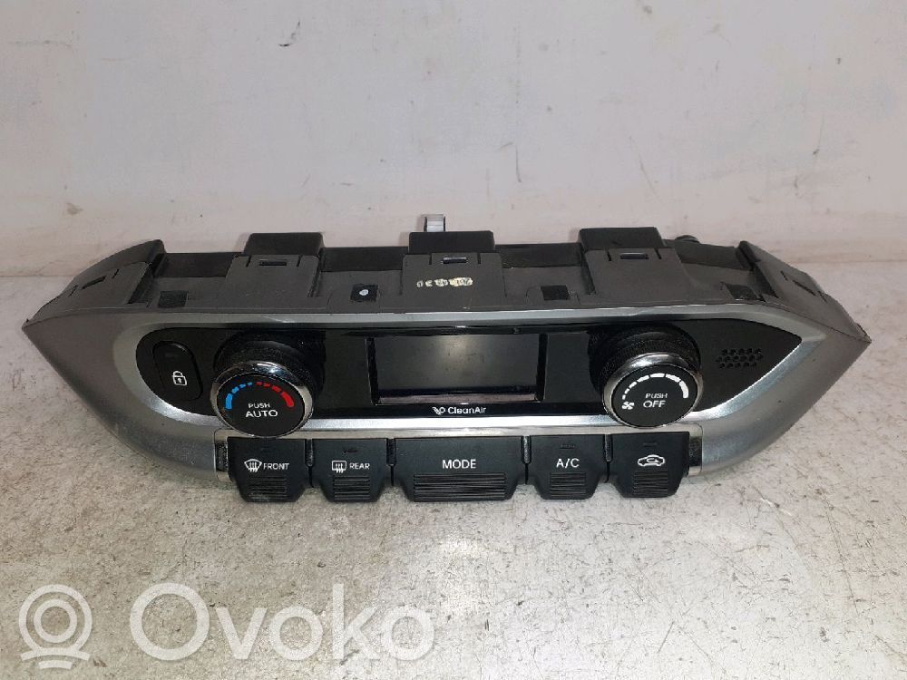 KIA Rio Climate control unit 