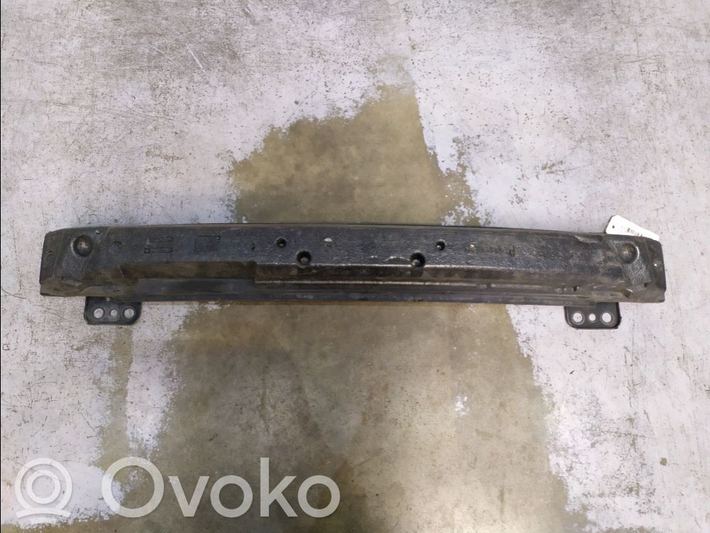 Priekšpusē bampera sastiprinājums   1560684,1560684