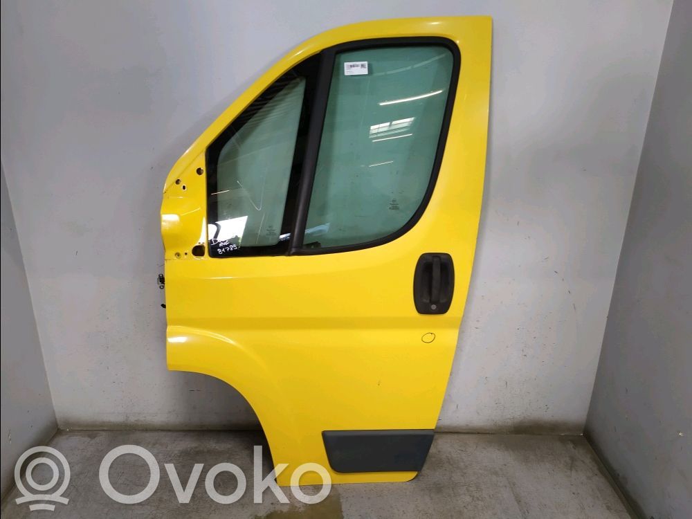 Priekinės durys   46862842,46862842