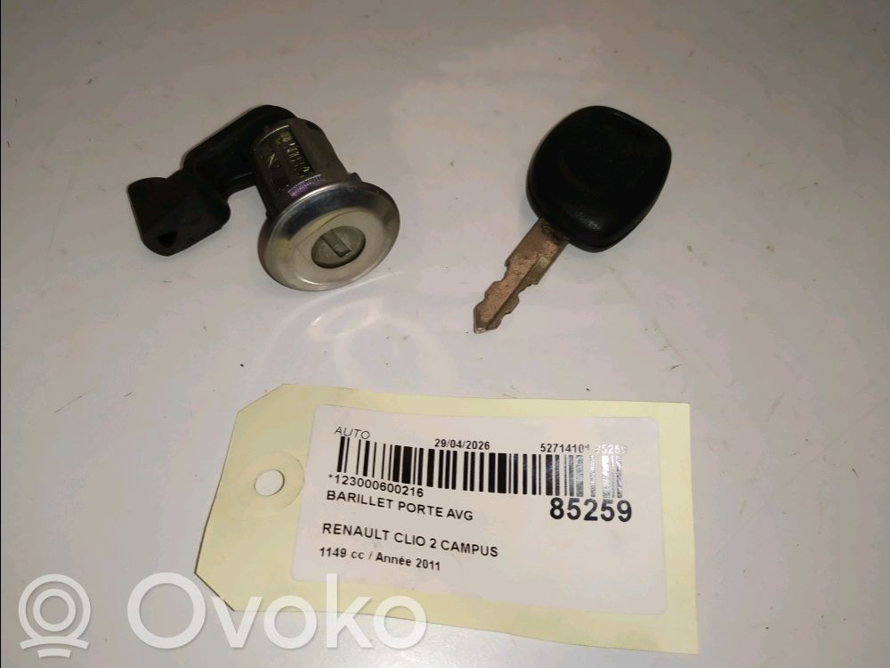 Renault Clio III Priekšpusē slēdzene 