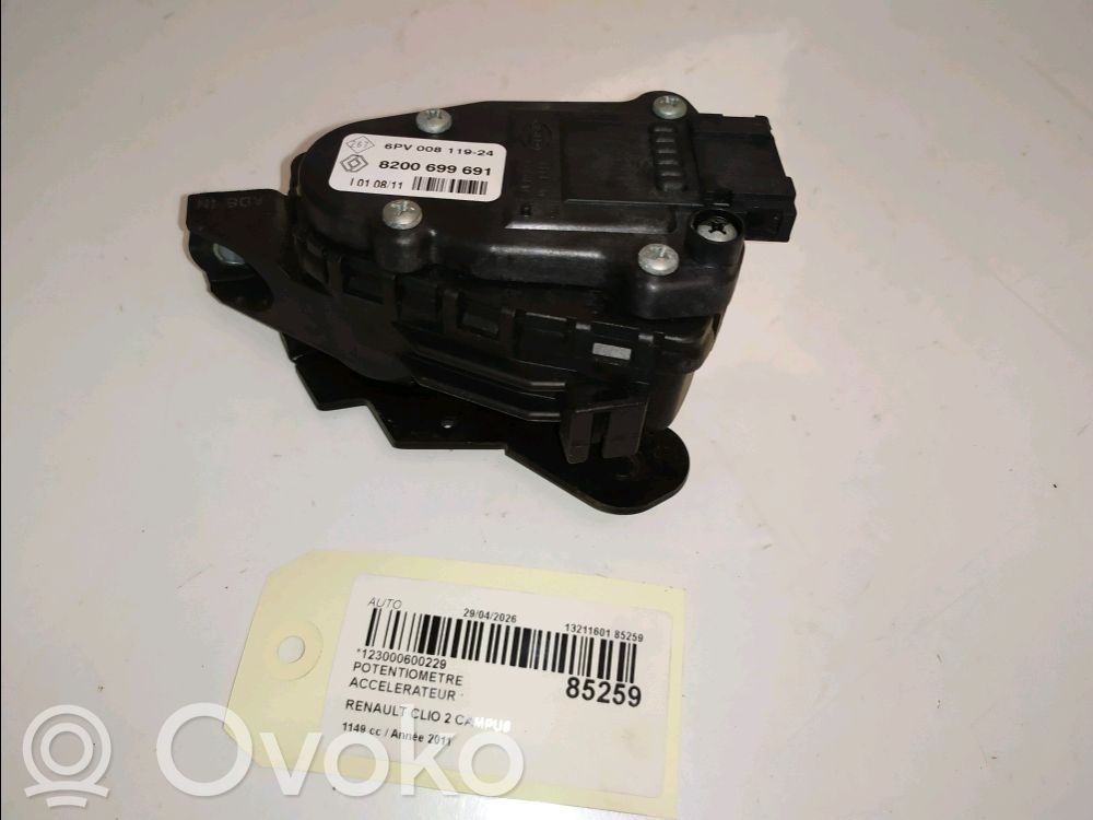 Renault Clio III Accelerator pedal position sensor 