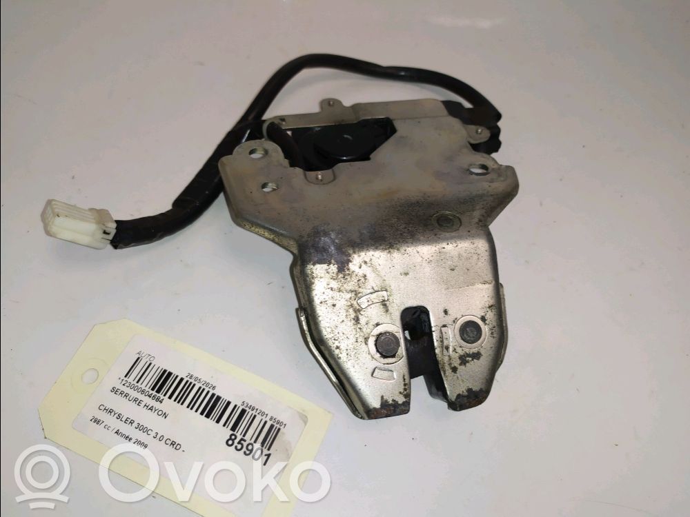 Chrysler 300 - 300C Zamek drzwi przednich 
