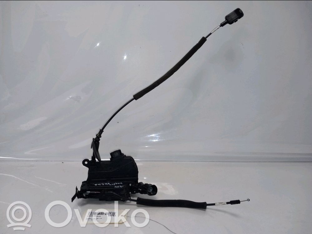 Renault Captur Etuoven lukon moottori 