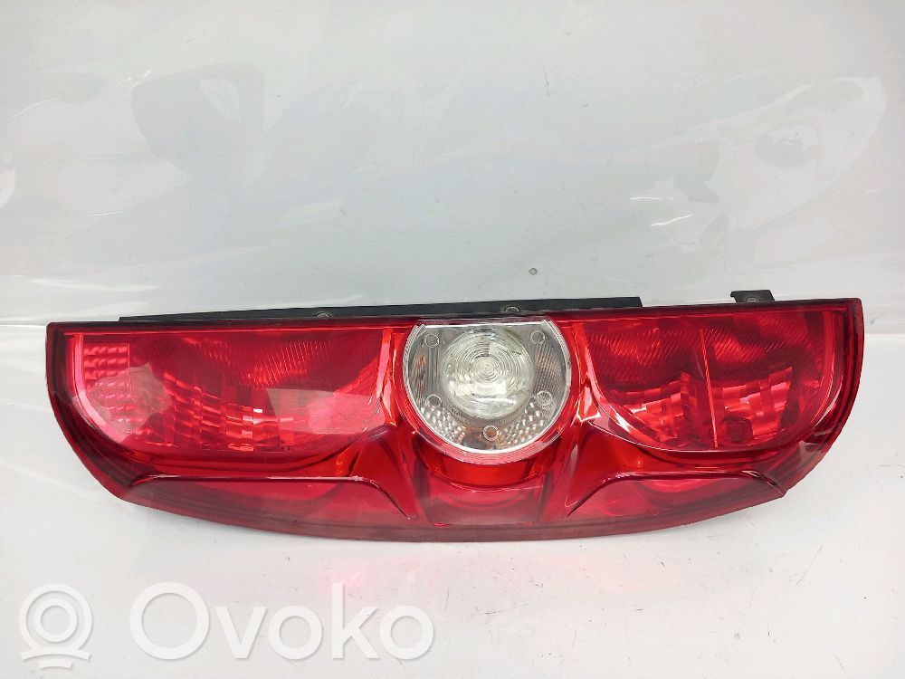Fiat Doblo Luci posteriori