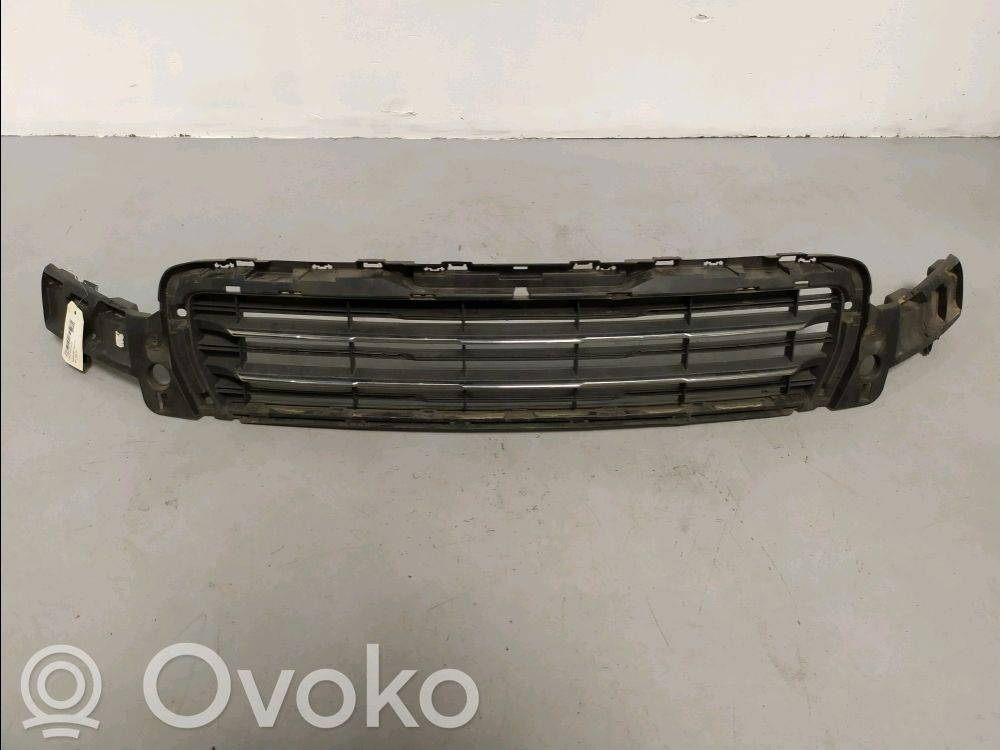 Peugeot 3008 I Grilă față