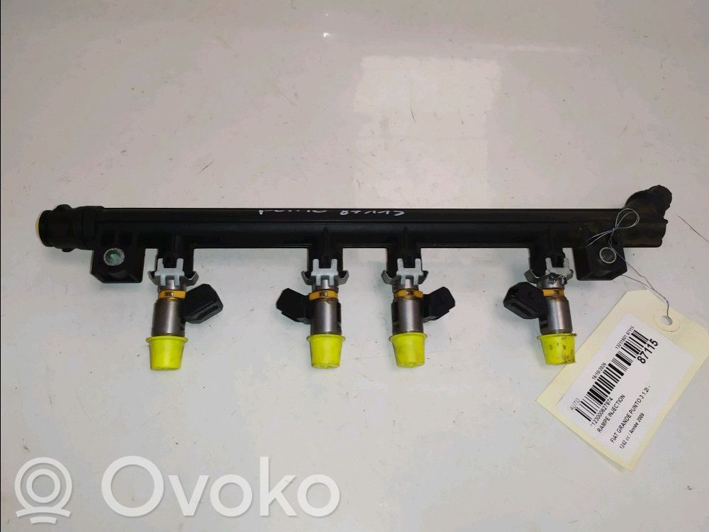 Fiat Punto (199) Kraftstoffverteiler Einspritzleiste Verteilerrohr 