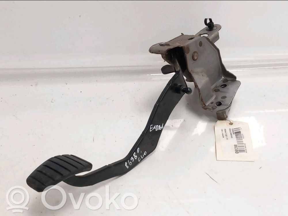 Renault Clio III Pedał sprzęgła 