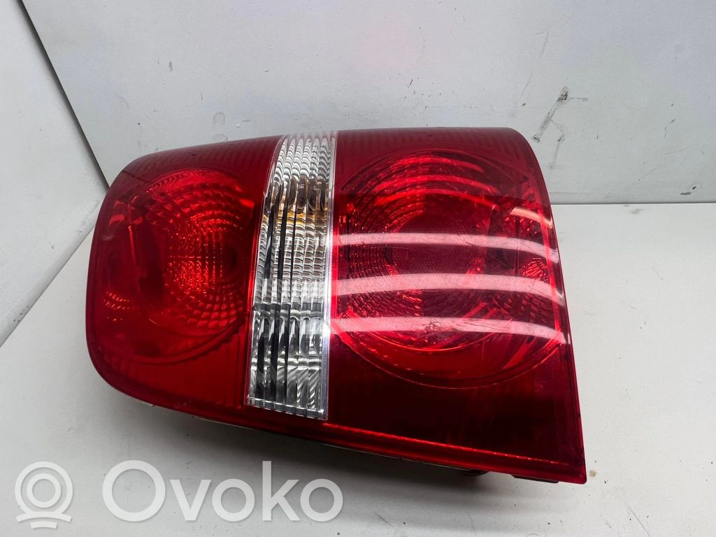 Volkswagen Touran I Lampa tylna 