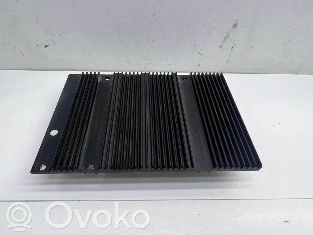 Volvo V50 Skaņas pastiprinātājs 