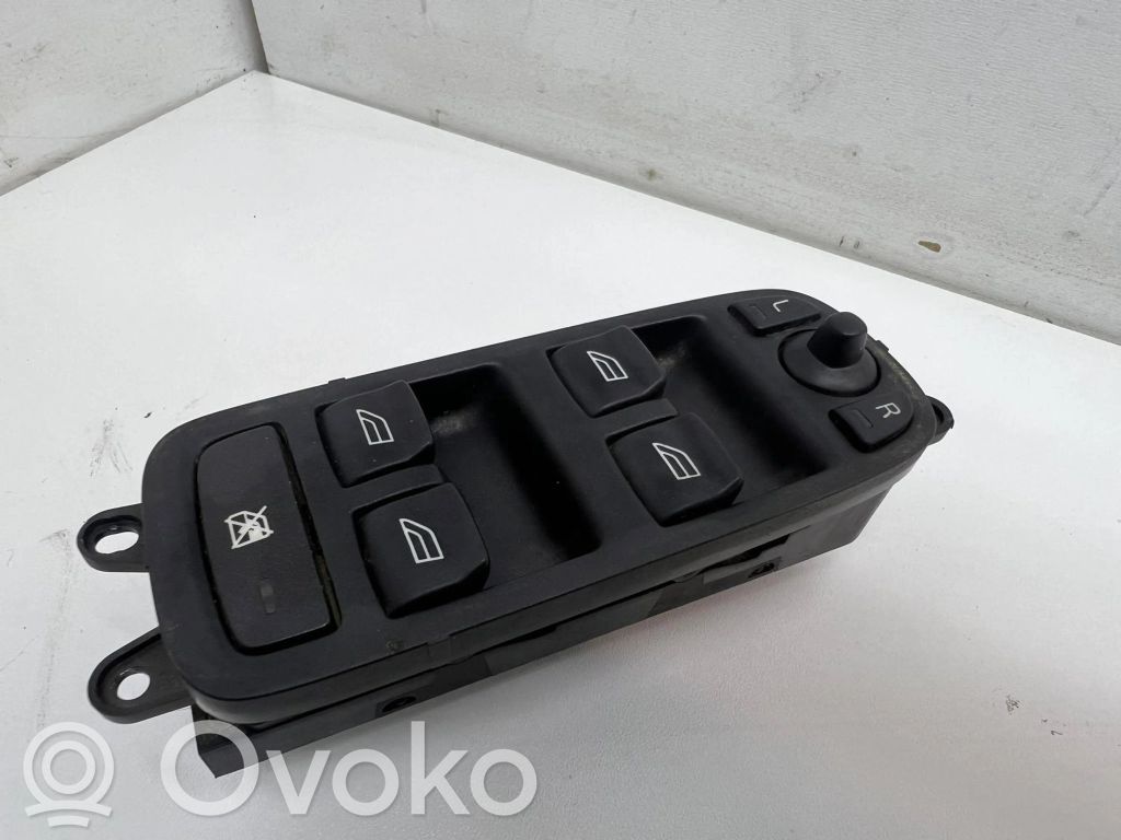 Volvo V50 Electric window control switch 