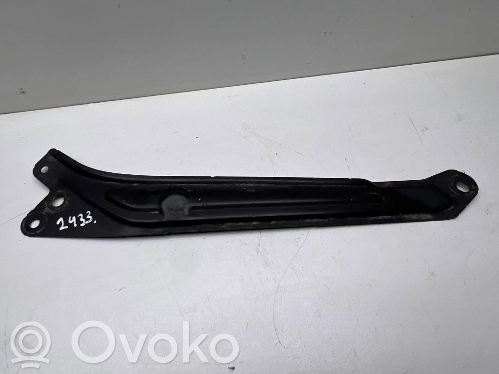 Skoda Yeti (5L) Radiator support slam panel bracket 