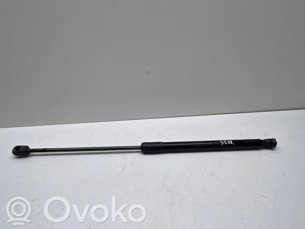 Audi A6 C7 Tailgate/trunk strut/damper 
