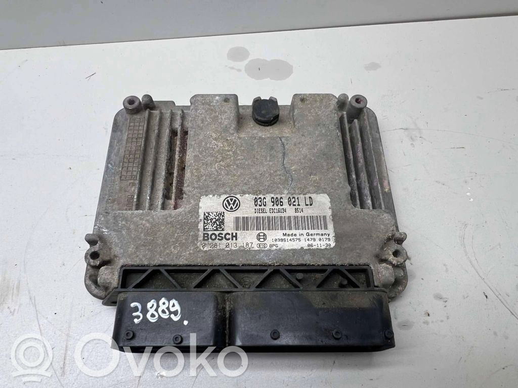 Skoda Octavia Mk2 (1Z) Engine control unit/module 