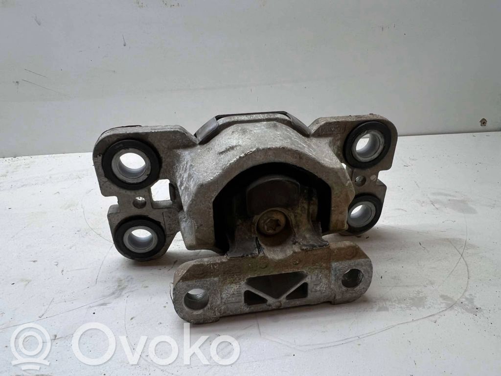 Volvo XC60 Gearbox mount 