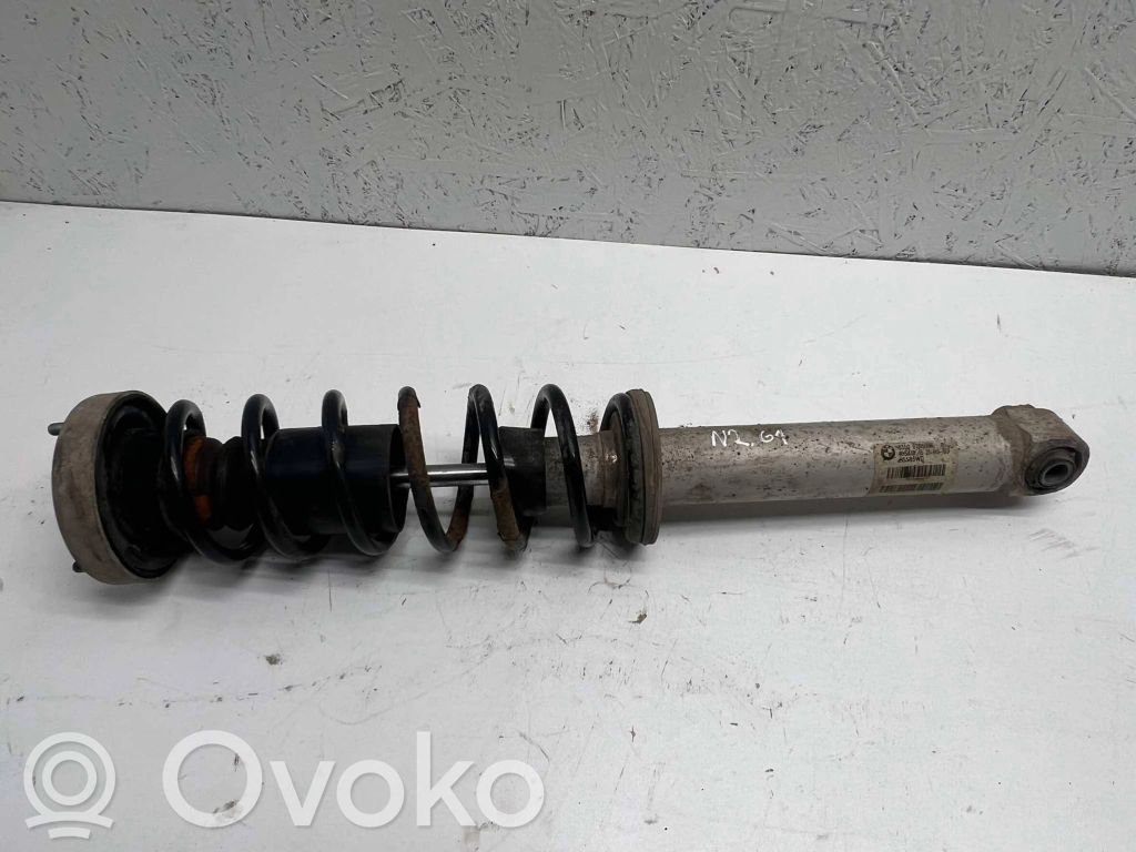 BMW 5 E60 E61 Aizmugurē amortizators ar atsperi 