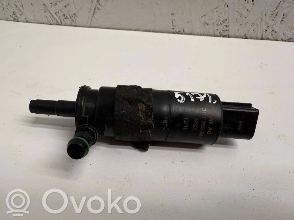 Audi A6 C7 Headlight washer pump 