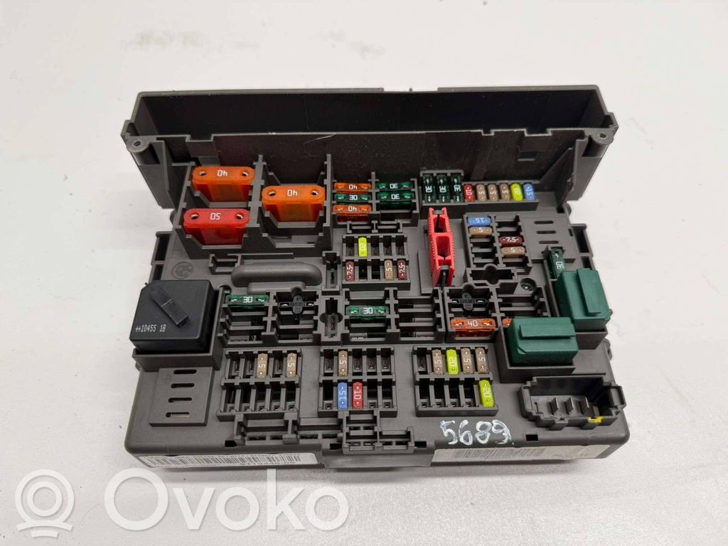 Fuse module   9119446