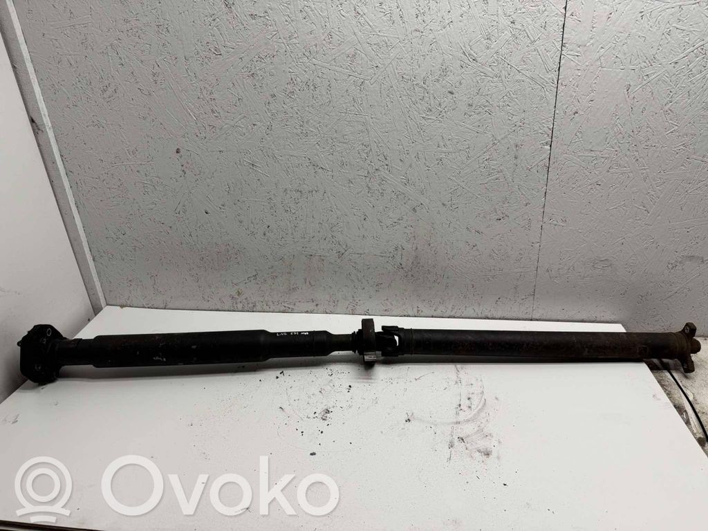 BMW 3 E90 E91 Kardanas komplekte 