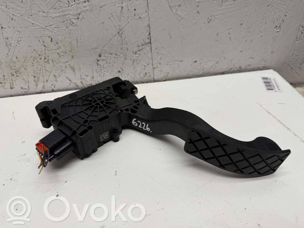 Seat Arona Accelerator throttle pedal 