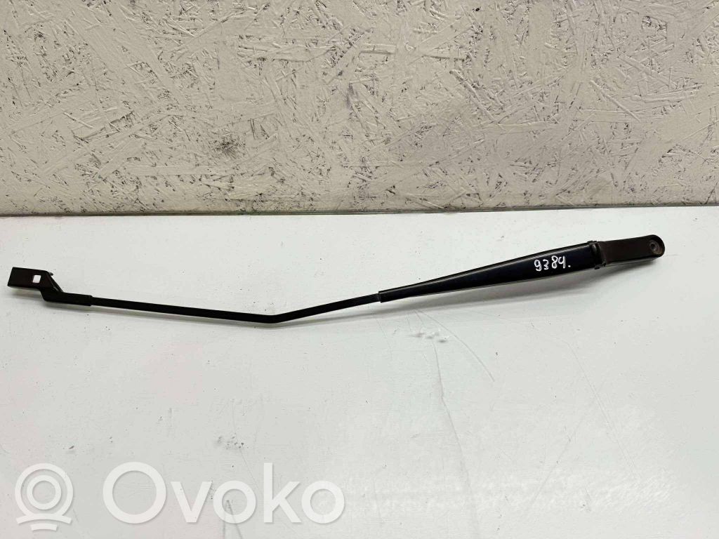 Volkswagen Caddy Front wiper blade arm 