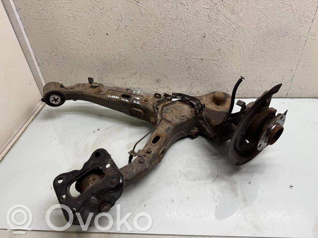 Peugeot Expert Achsschenkel hinten 