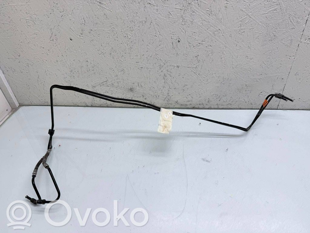 Tesla Model X Jarrutehostimen putki/letku 