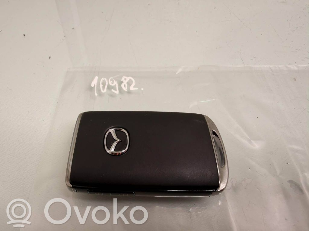 Mazda CX-30 Tarjeta/llave de arranque 