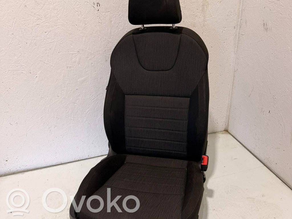 Skoda Octavia Mk3 (5E) Etumatkustajan istuin 